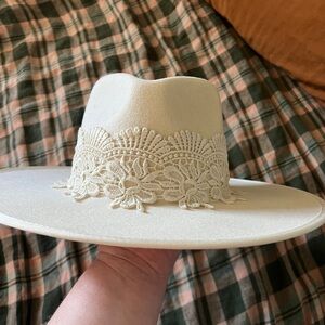 Olive and pique hat